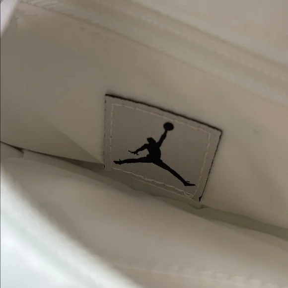 Jordan Crossbody Shoulder Bag with Removable Strap 7 1/2 x 4 1/2 x 2 inches nwt - Picture 7 of 14